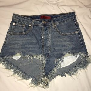 Signature Jean shorts
